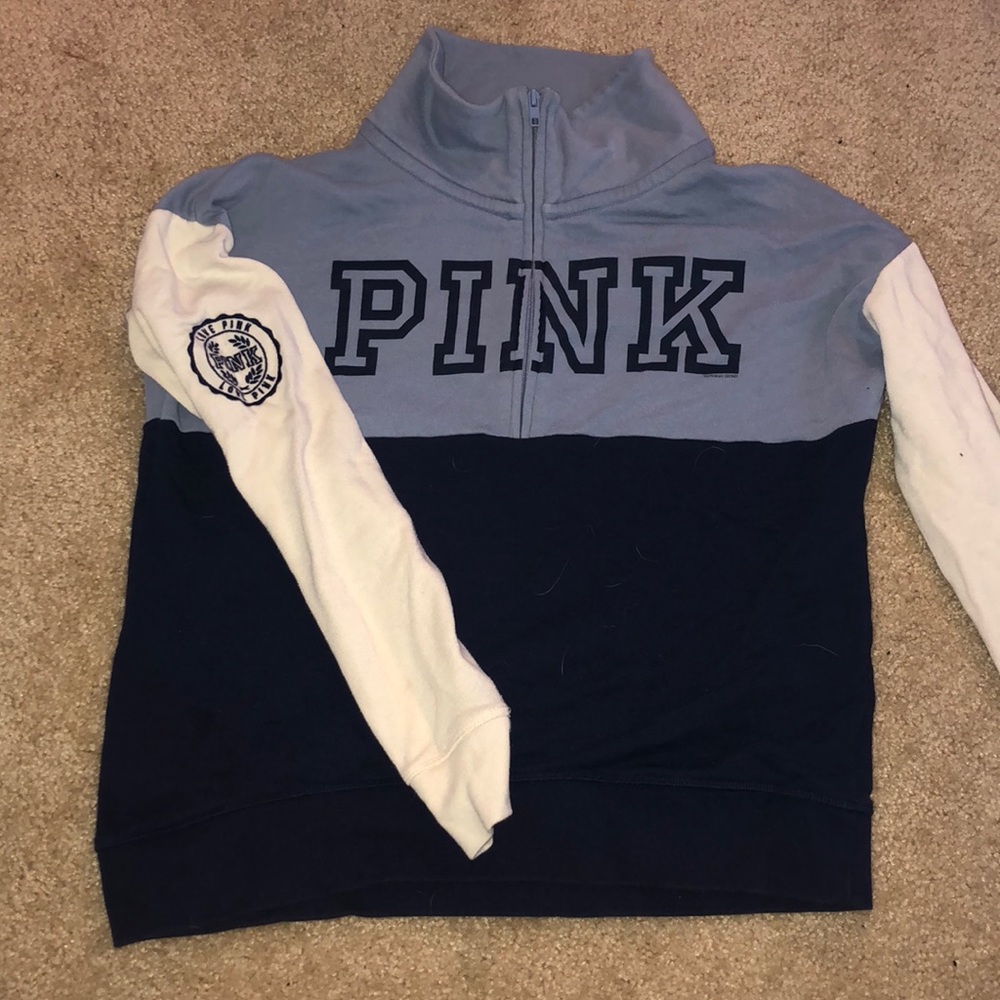 PINK Sweatshirt